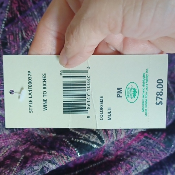 NWT Laura Ashley Trip Ready Size PM Wine To Riches Blouse - Picture 8 of 8